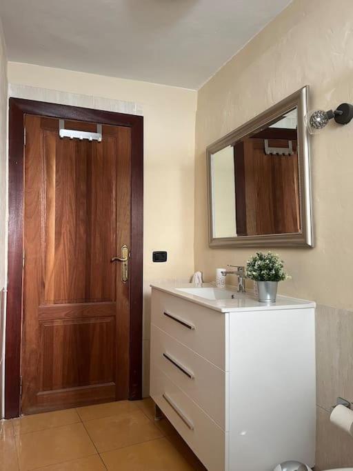 הוילה לוס יאנוס דה אריאדנה Casa Con Piscina En El Centro מראה חיצוני תמונה